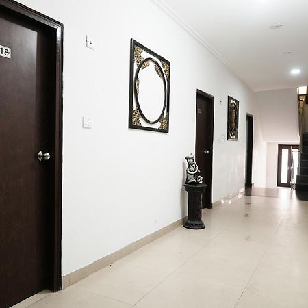 Hotel Om Paradise Near Igi Delhi Airport Neu-Delhi Exterior foto