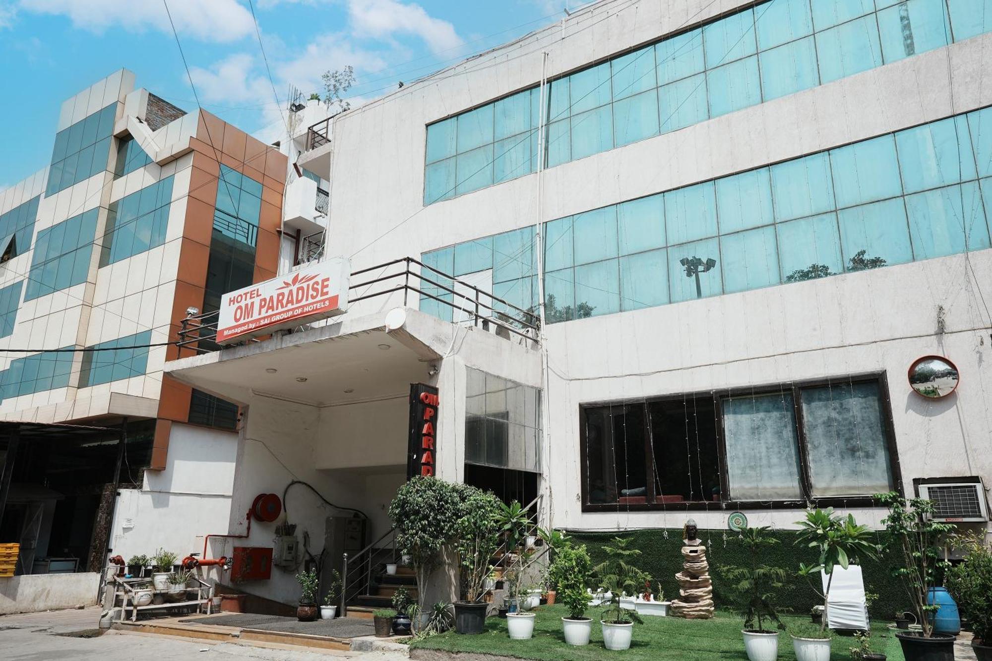 Hotel Om Paradise Near Igi Delhi Airport Neu-Delhi Exterior foto